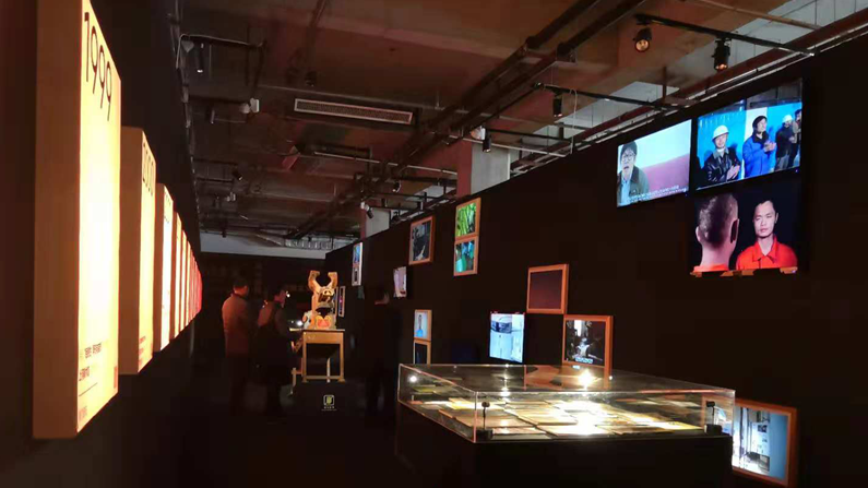 北京798当代艺术展走进太阳集团1088vip新区 展示文艺成就