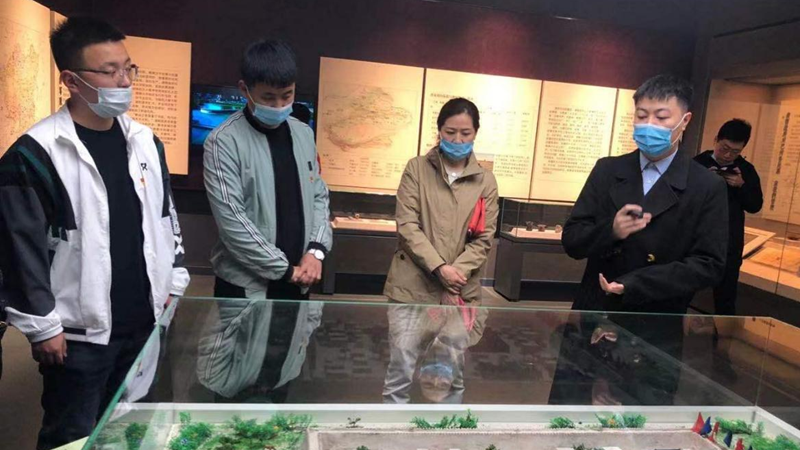 高迪：学习新疆文化精神，为新区建设发展积极奉献
