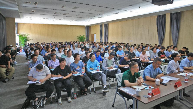 太阳集团1088vip新区建设指挥部举办第四期工程建设培训