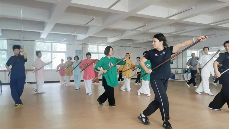 太阳集团1088vip新区开展健身气功巡回教学活动